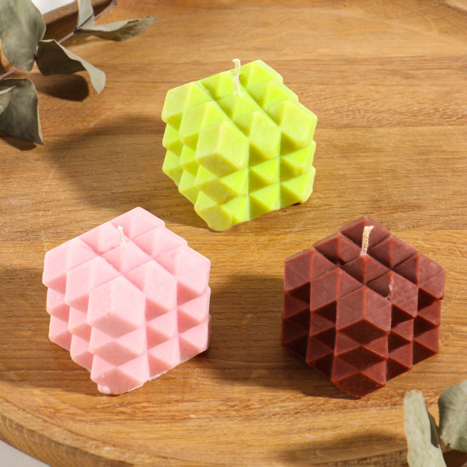 Свеча фигурная формовая «Ромбики», 6×6×6 см, соевый воск, МИКС