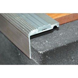 Порог-угол внешний 35х20.8х900 мм Лука ПУ 07-1, ПВХ вставка, серебро люкс