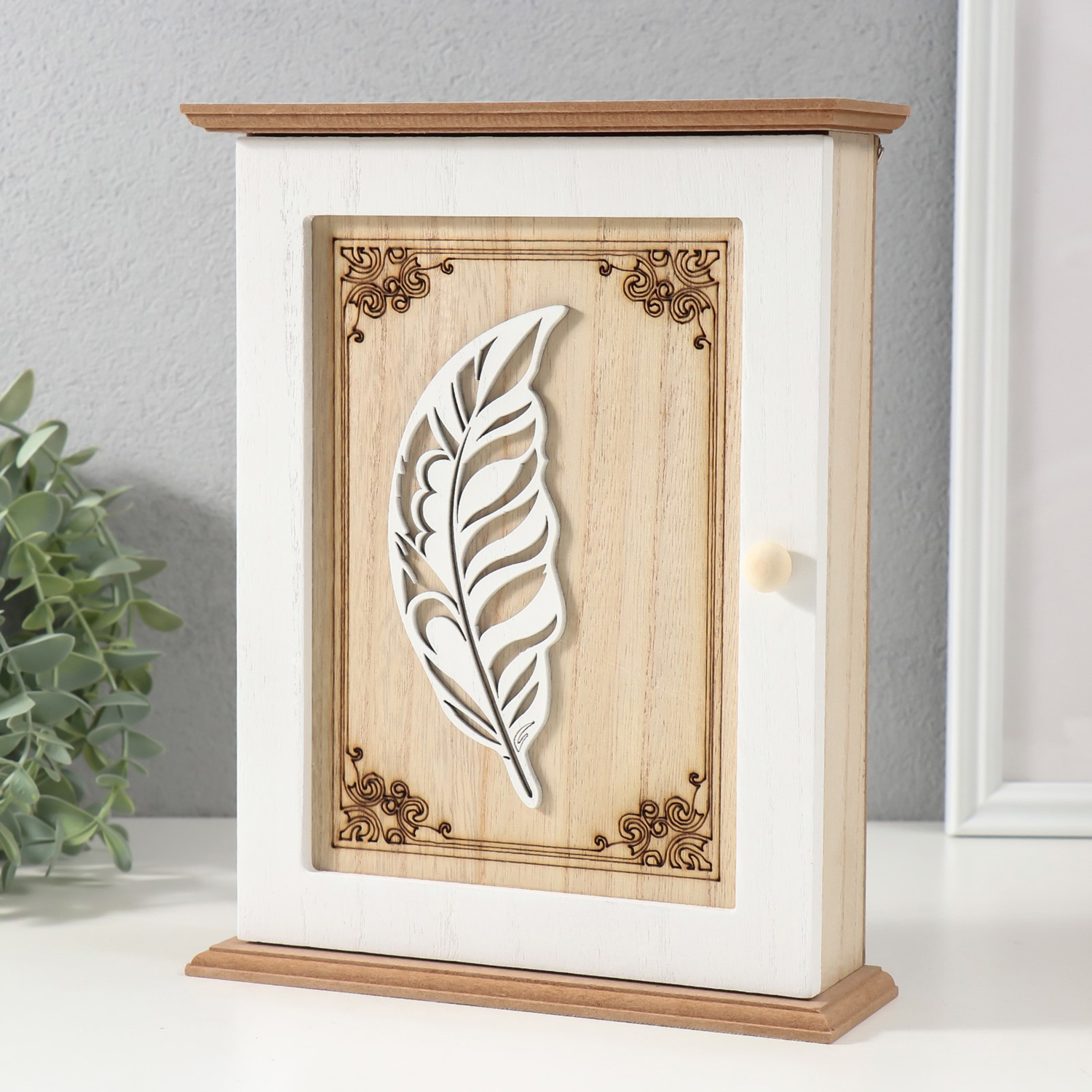 Ключница дерево 6 крючков "Белое пёрышко" 5х20х25,5 см   10534317