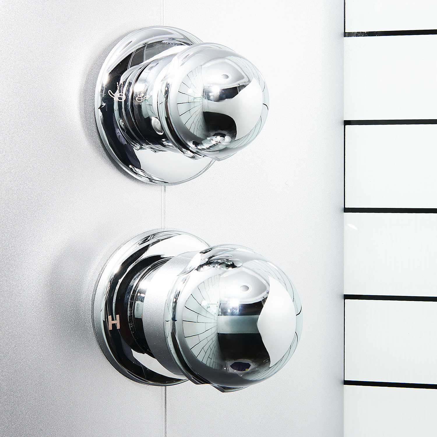 Кабина душевая 90х90х215 см Verner Sanitary Ware, низкий поддон, стекло прозрачное, белый