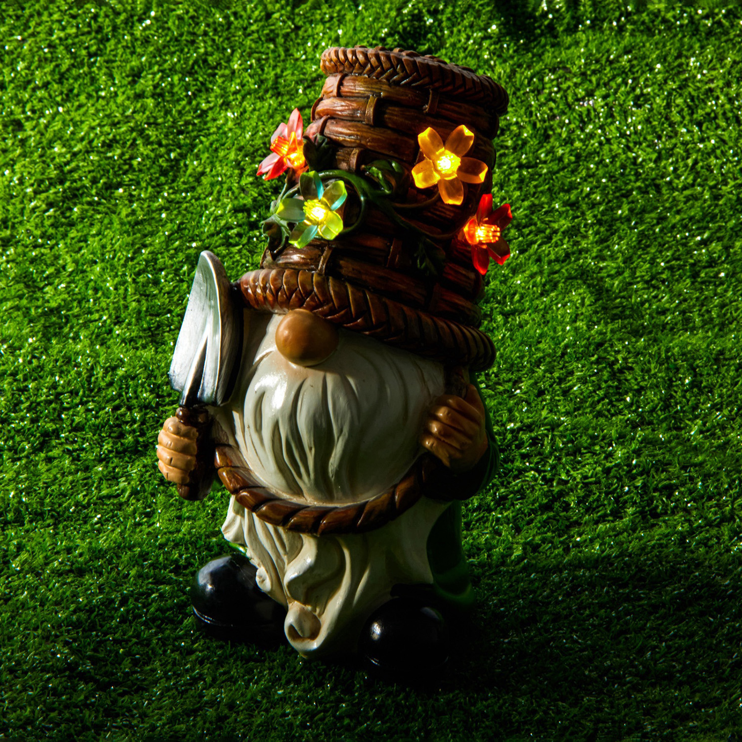 Садовая фигура с подсветкой "Гном с лопатой" 14х13.5х24см   10824128