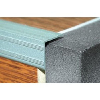 Порог-угол внешний 20х20х1350 мм Лука ПУ 05, орех