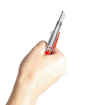 Нож сегмент., металлический корпус Auto lock 9 мм VIRA