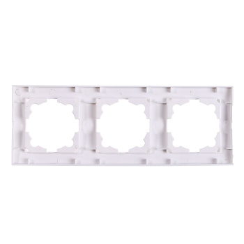 Рамка Бриллиант 3-м горизонт. белая UNIVersal 7947489