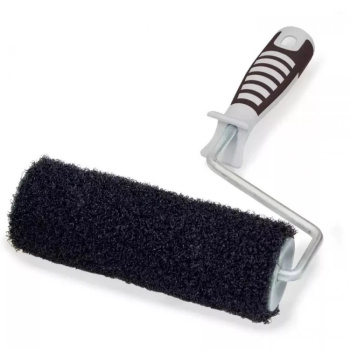 Валик для выравнивающих смесей 180мм D68мм, бюгель d-8мм, ворс 10мм черный нейлон Акор *1/22